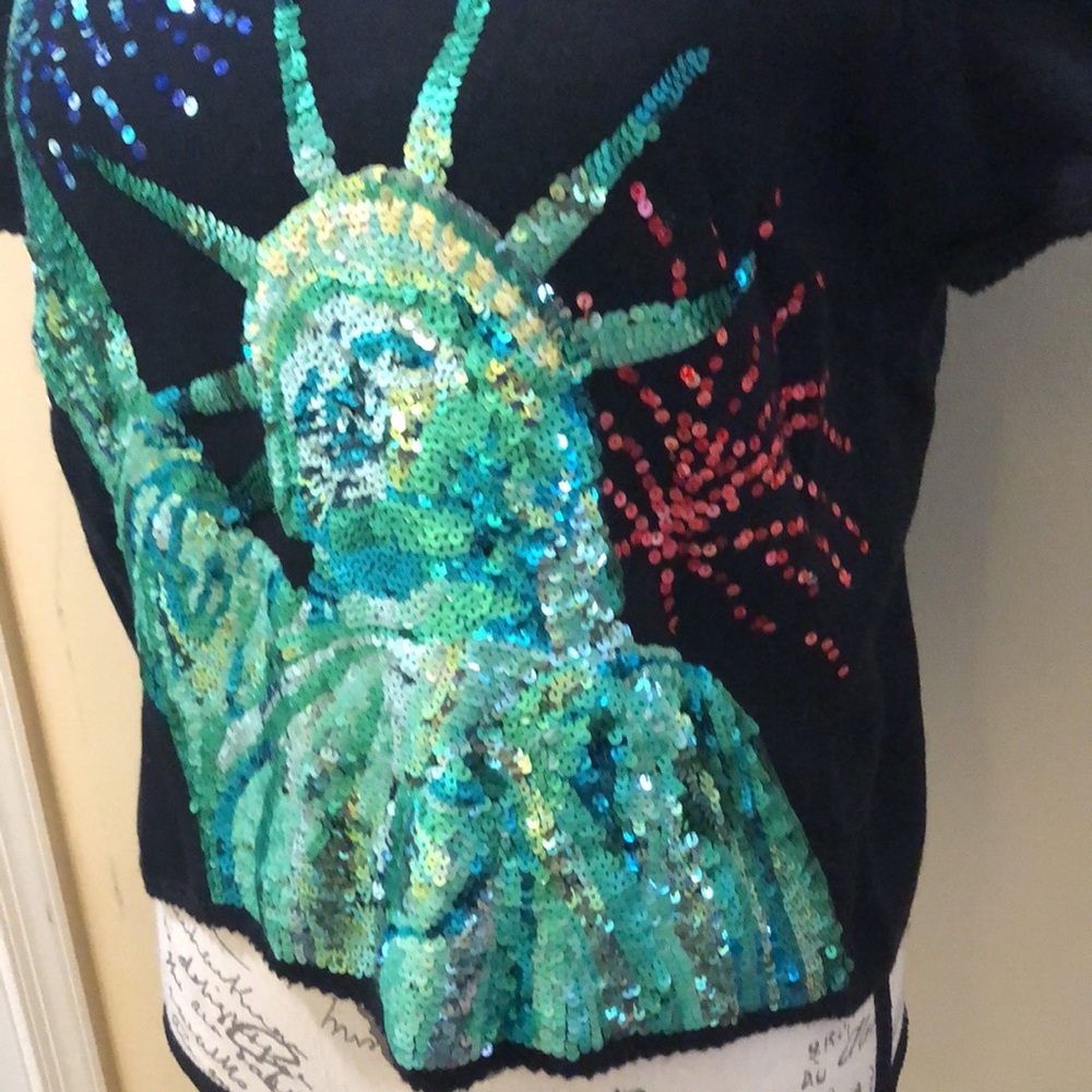 🗽Michael Simon Lady Liberty Fireworks sequins knit short sleeve v-neck sweater - Picture 2 of 10